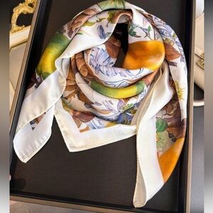 Floral and lemon Print Scarf N1380
